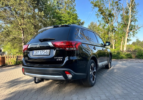 Mitsubishi Outlander cena 59900 przebieg: 75895, rok produkcji 2016 z Bydgoszcz małe 191